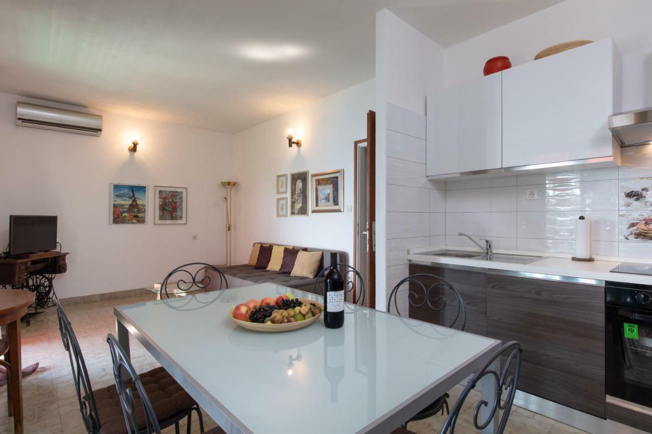 טרוגיר Holiday Home Barbara מראה חיצוני תמונה